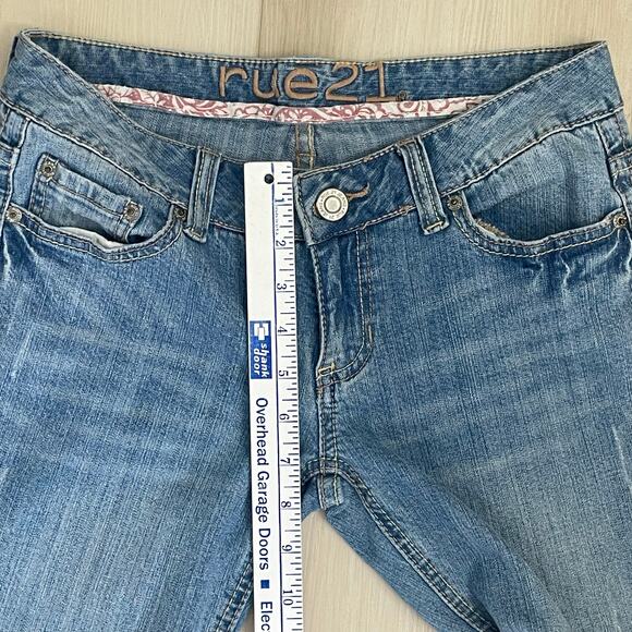 Rue 21 Y2K Denim Jeans 3/4 Medium Wash Bootcut Embroidered Design - Picture 5 of 12